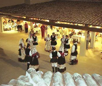 Matta Village Tanaunella